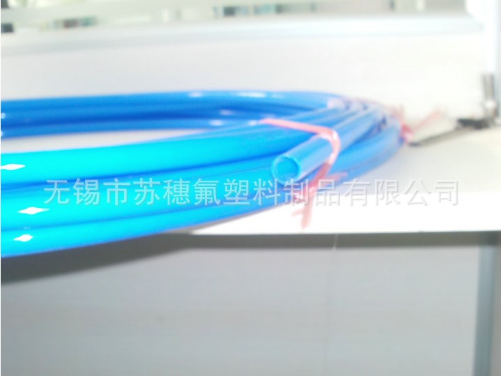 工業(yè)用氟塑料套管的技術特性與應用解析